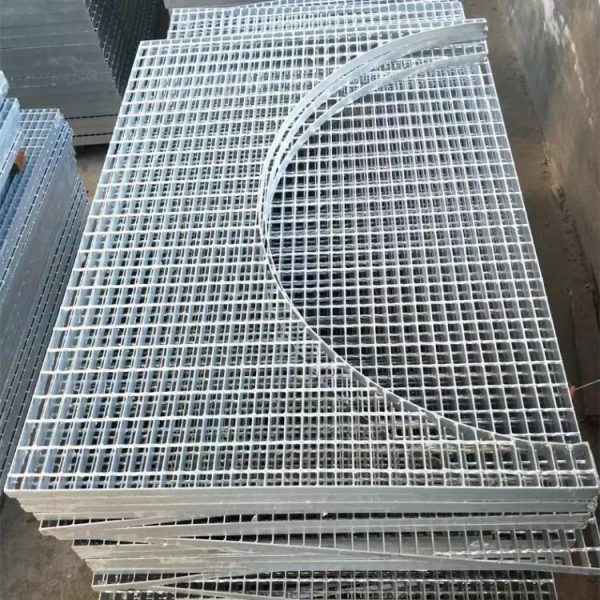 Seboss Shaped steel grating - Image 2