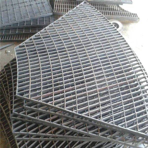 Seboss Shaped steel grating - Image 4